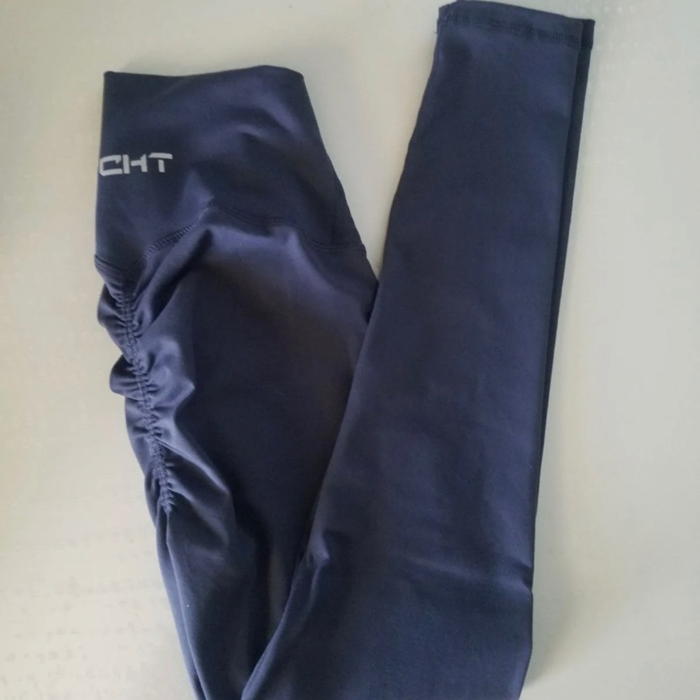 ECHT Booty Scrunch leggings